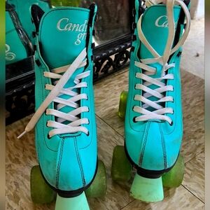 Candi Girl Teal Rollerskates
